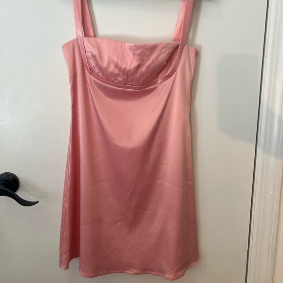 PINK MINI DRESS - Picture 2 of 4